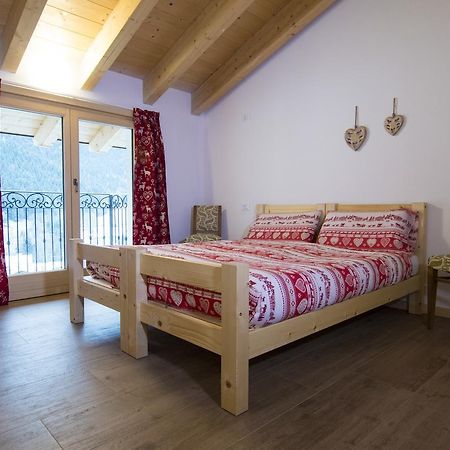 Olimpic Hostel Schilpario Dış mekan fotoğraf
